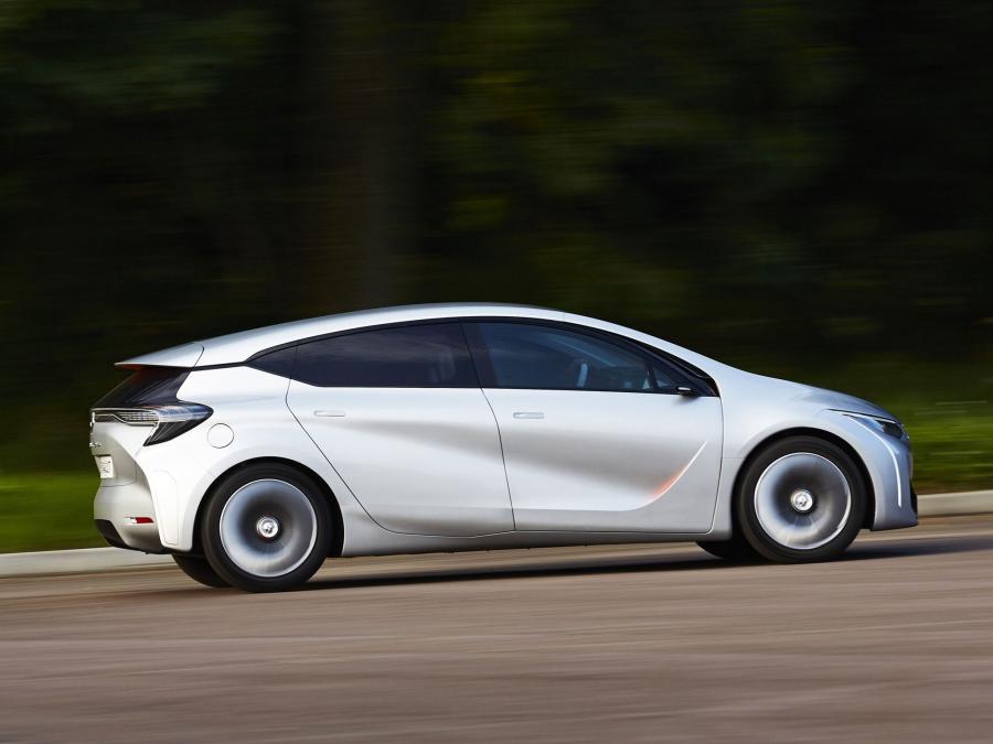  Renault EOLAB Concept 2014 года  (фото 13 из 30)